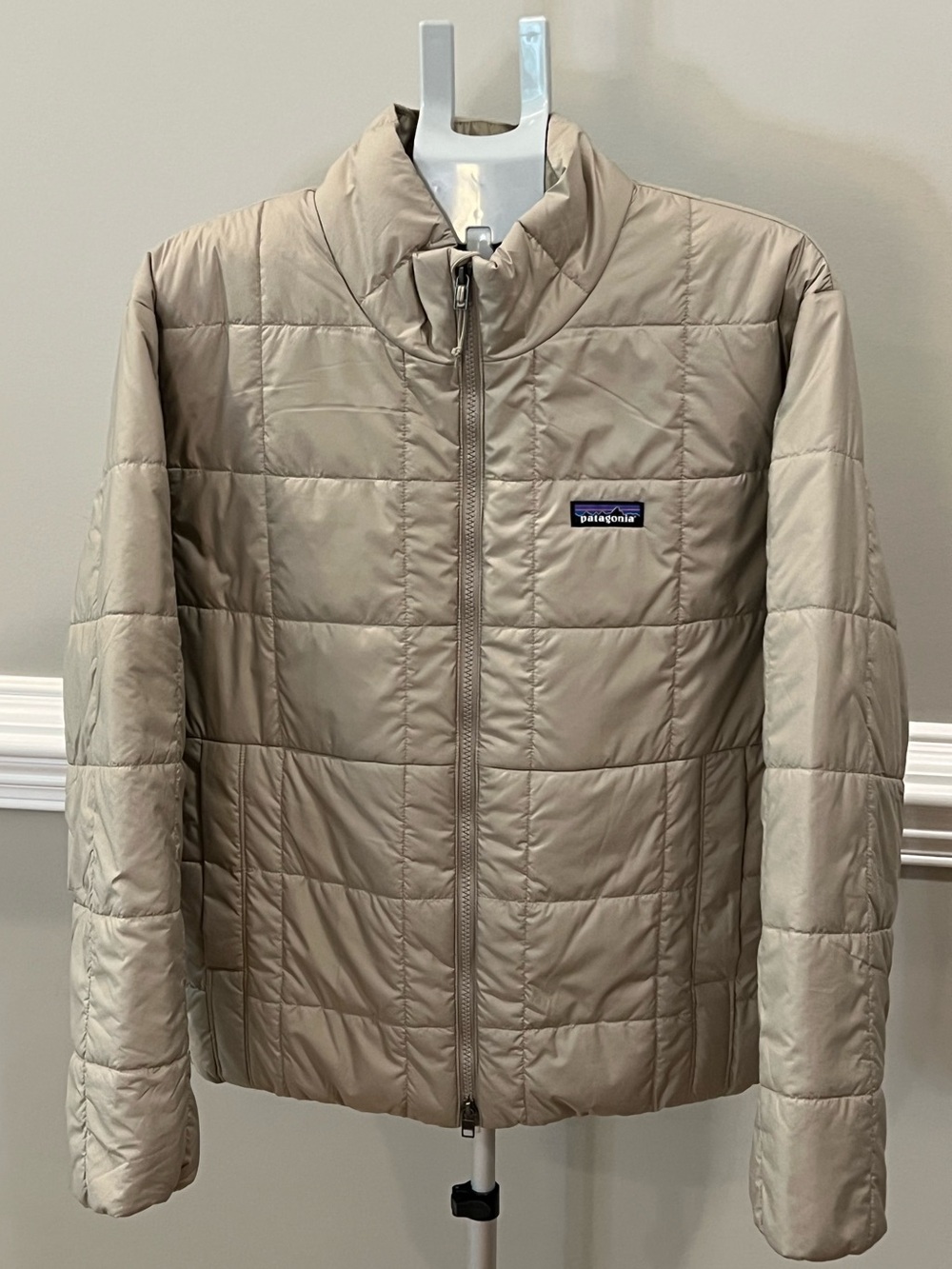 Patagonia size Large LIGHT GUST JACKET seabird greyNWT